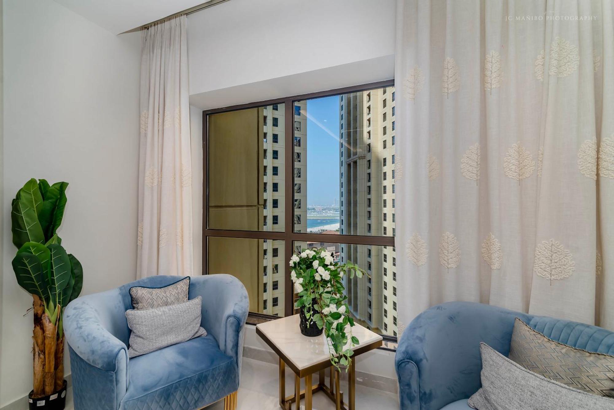 Ferienwohnung Usmans 4Bdrm Jbr Sadaf Next To Ritz Carlton Walk Dubai Exterior foto