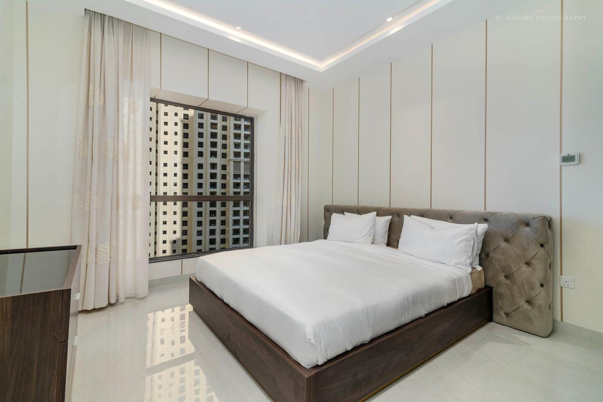 Ferienwohnung Usmans 4Bdrm Jbr Sadaf Next To Ritz Carlton Walk Dubai Exterior foto