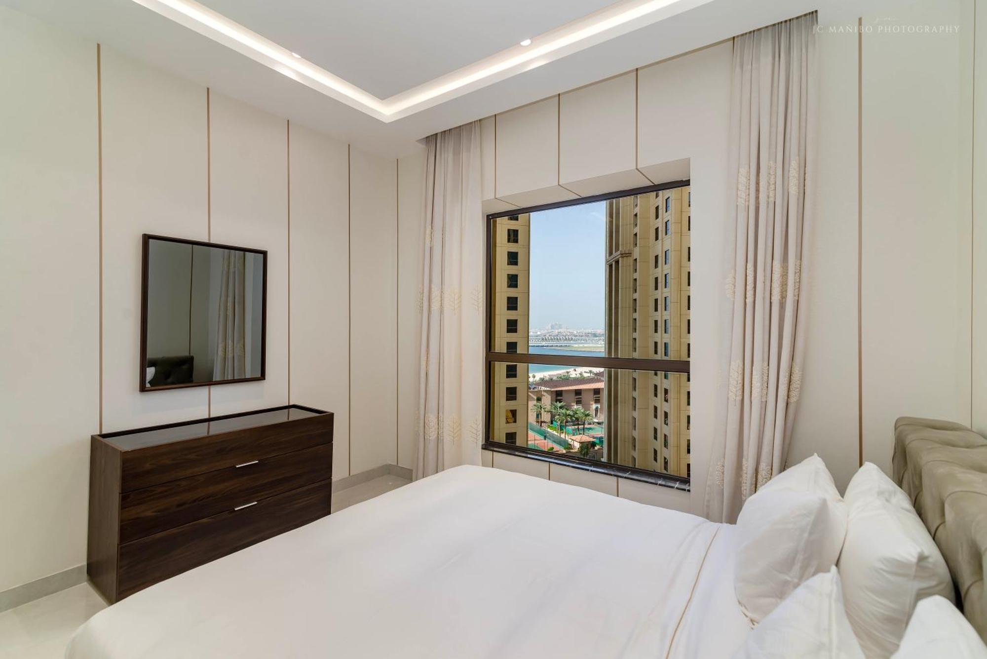 Ferienwohnung Usmans 4Bdrm Jbr Sadaf Next To Ritz Carlton Walk Dubai Exterior foto
